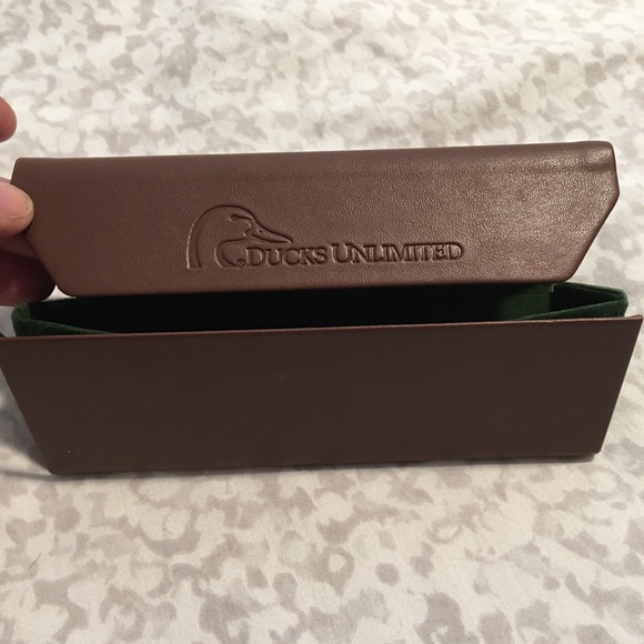 Ducks Unlimited glasses case - Picture 1 of 6